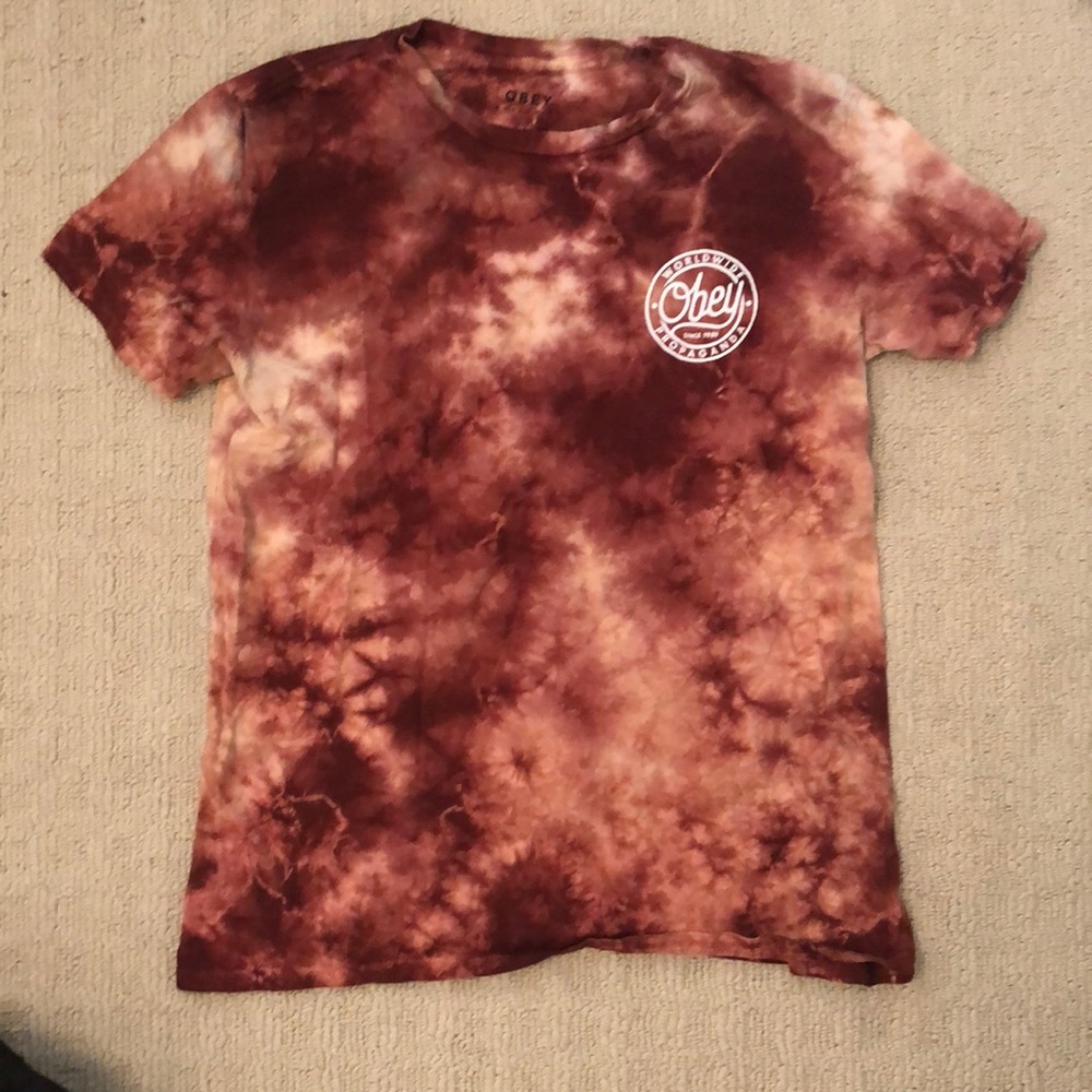 Obey t-shirt